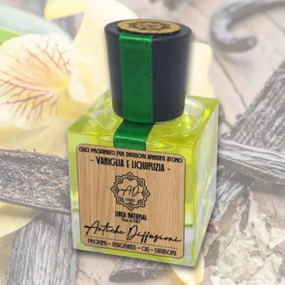 <span style="font-family: decohead-free; font-size: 180%;"><b>VANIGLIA E LIQUIRIZIA</b> <br></span>Olio profumato per diffusori ambiente serie ATOMO